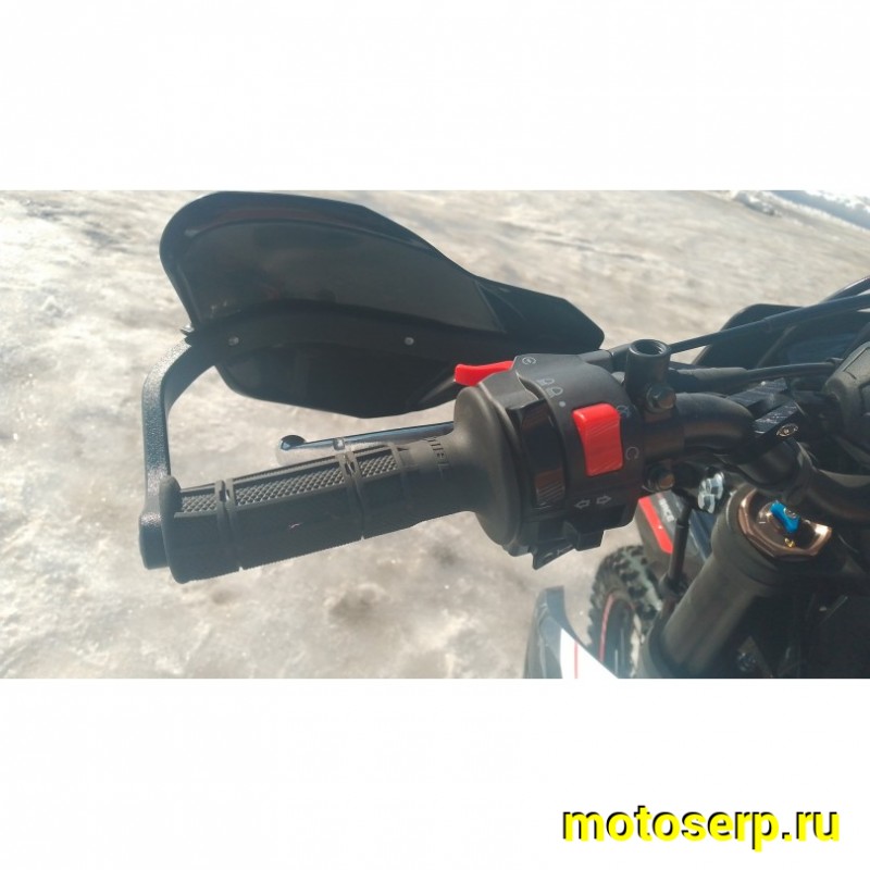 Купить  Мотоцикл Кросс/Эндуро Regulmoto CR-Z 300 (ЭПТС) 21/18, Gear 6, (NB300) NB178MN-6 292сс, 4Т, Красный/черный (шт) купить с доставкой по Москве и России, цена, технические характеристики, комплектация фото  - motoserp.ru