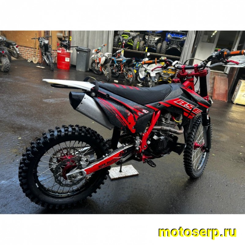 Купить  Мотоцикл BSE Z10 Б/У, пробег 90м/ч 2021г.в. (без вложений) (шт) купить с доставкой по Москве и России, цена, технические характеристики, комплектация фото  - motoserp.ru