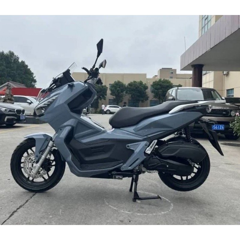Купить  Скутер SPRMOTORS ADV MAX T4-50L карбюратор, с тремя кофрами! 14/13" (шт) 01700 (SPR купить с доставкой по Москве и России, цена, технические характеристики, комплектация фото  - motoserp.ru