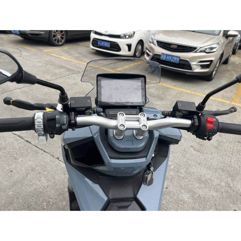Купить  Скутер SPRMOTORS ADV MAX T4-50L карбюратор, с тремя кофрами! 14/13" (шт) 01700 (SPR купить с доставкой по Москве и России, цена, технические характеристики, комплектация фото  - motoserp.ru