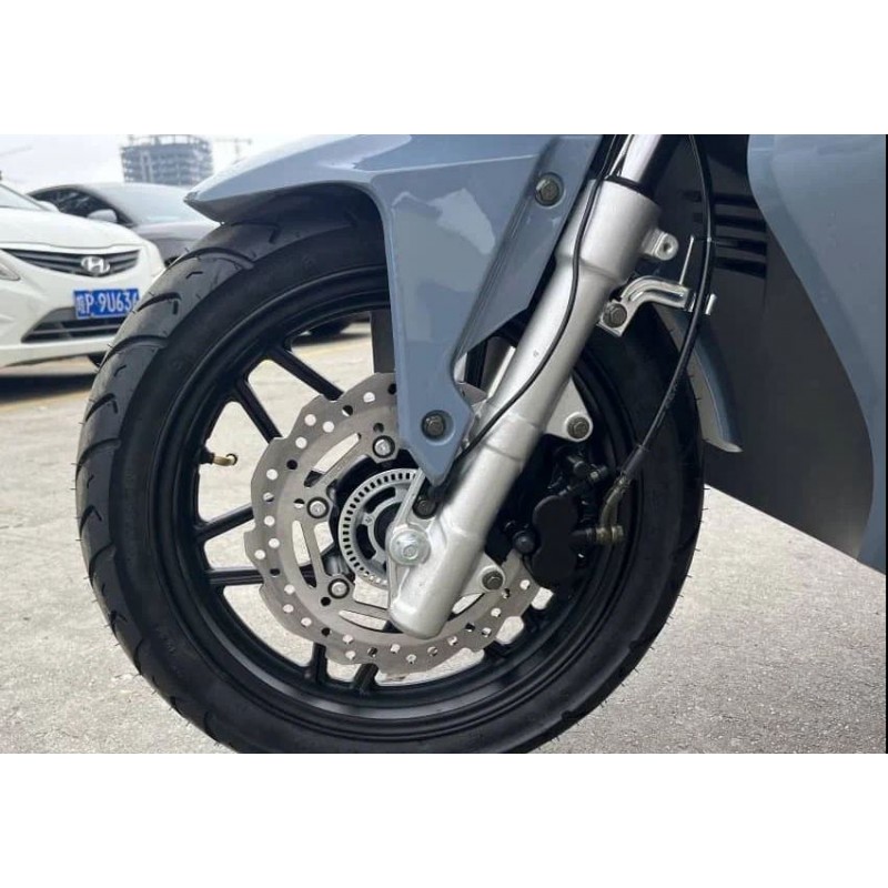 Купить  Скутер SPRMOTORS ADV MAX T4-50L карбюратор, с тремя кофрами! 14/13" (шт) 01700 (SPR купить с доставкой по Москве и России, цена, технические характеристики, комплектация фото  - motoserp.ru
