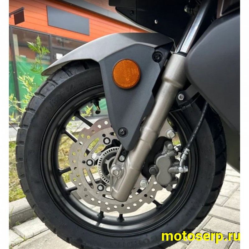 Купить  Скутер SPRMOTORS TRAVEL MAX T4-50H EFI, 14/13" с тремя кофрами! (шт) (SPR купить с доставкой по Москве и России, цена, технические характеристики, комплектация фото  - motoserp.ru