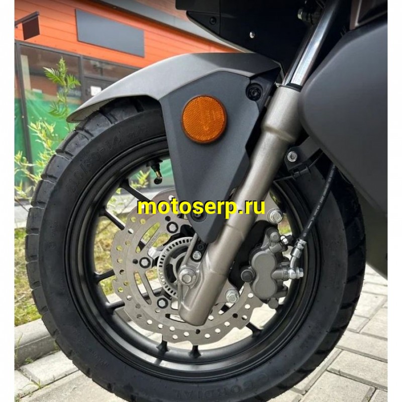 Купить  Скутер SPRMOTORS TRAVEL MAX T4-50H EFI, 14/13" с тремя кофрами! (шт) (SPR купить с доставкой по Москве и России, цена, технические характеристики, комплектация фото  - motoserp.ru