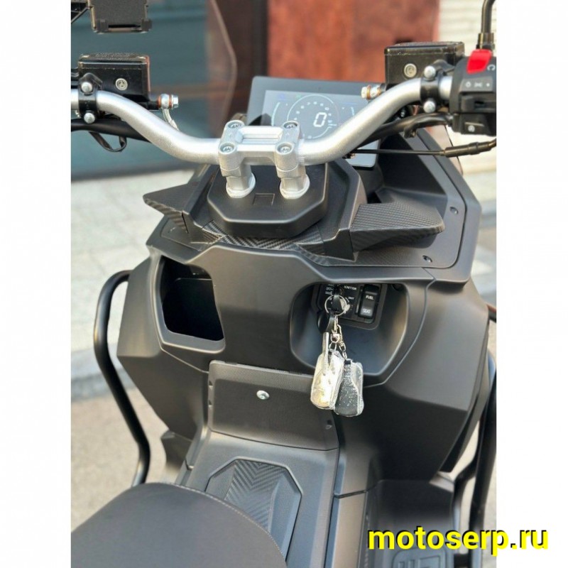 Купить  Скутер SPRMOTORS TRAVEL MAX T4-50H EFI, 14/13" с тремя кофрами! (шт) (SPR купить с доставкой по Москве и России, цена, технические характеристики, комплектация фото  - motoserp.ru