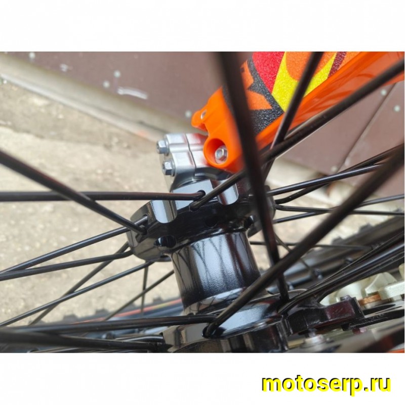 Купить  Мотоцикл Кросс/Эндуро Regulmoto SIX DAYS 350сс (ЭПТС) (ZS NB350) 21/18" 31,2 л.с. (шт) купить с доставкой по Москве и России, цена, технические характеристики, комплектация фото  - motoserp.ru