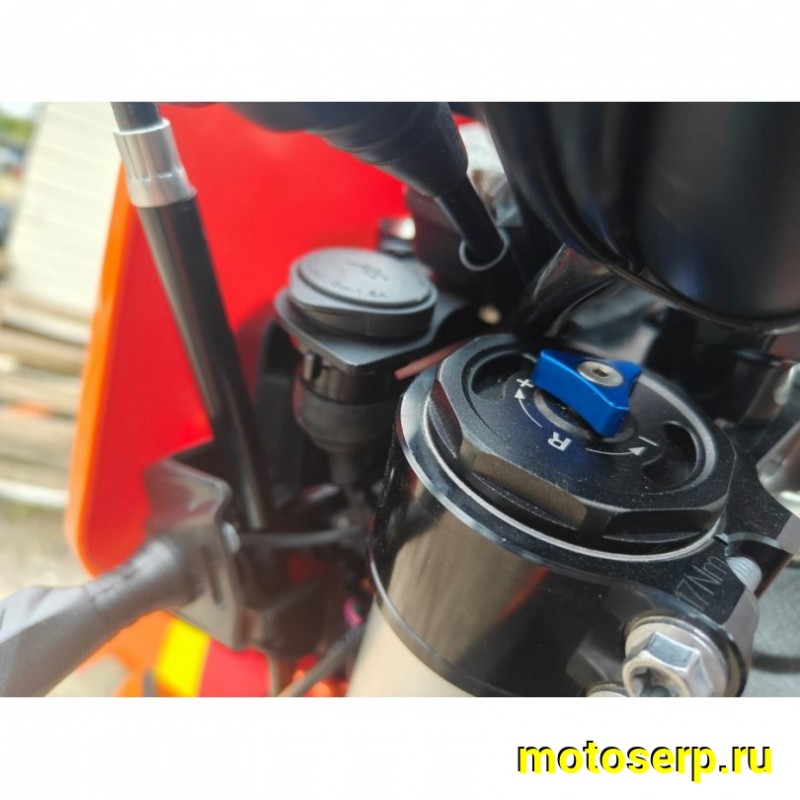 Купить  Мотоцикл Кросс/Эндуро Regulmoto SIX DAYS 350сс (ЭПТС) (ZS NB350) 21/18" 31,2 л.с. (шт) купить с доставкой по Москве и России, цена, технические характеристики, комплектация фото  - motoserp.ru