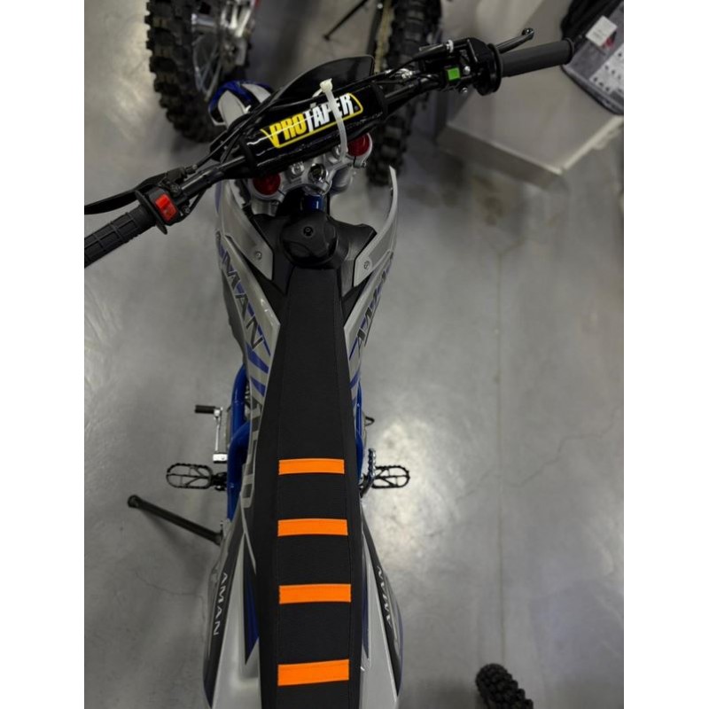 Купить  Питбайк Aman-150, 17/14" (спортинв), 150сс 4Т, (дизайн КТМ 2024г), эл/кикстартер, карб., маслян. охл. (шт) (Естай (Фото купить с доставкой по Москве и России, цена, технические характеристики, комплектация фото  - motoserp.ru