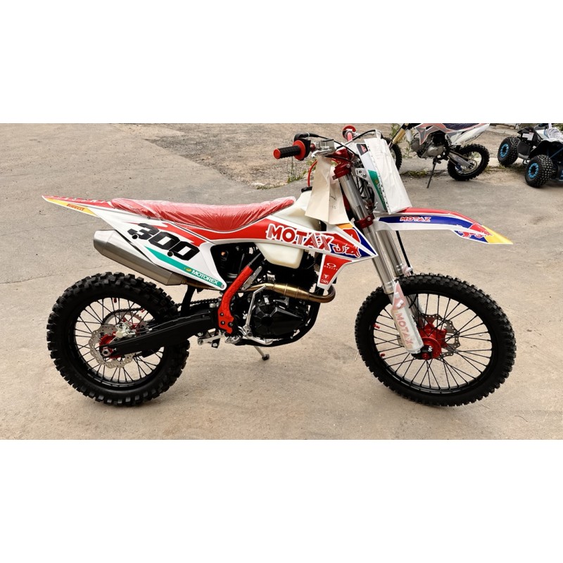 Купить  Мотоцикл Кросс/Эндуро MOTAX MXR 300; 175FMM PR300 Выпуск 2026г. (спортинв) 21/18", полноразм; рег. подвеска; AL маятник, фр. траверсы; балансир (шт) купить с доставкой по Москве и России, цена, технические характеристики, комплектация фото  - motoserp.ru