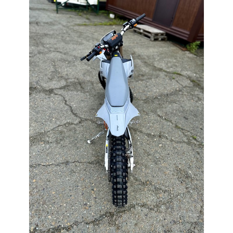 Купить  Электрокомплект Пит. KAYO ALKAID EC2 74V 21 кВт, 74V50Ah, колеса перед 21"/заднее 18", два аморт.,тормоза гидр.Disk (шт) купить с доставкой по Москве и России, цена, технические характеристики, комплектация фото  - motoserp.ru