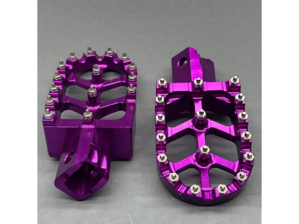 Купить  Подножки CNC широкие фиолетовые (комп) (Stant купить с доставкой по Москве и России, цена, технические характеристики, комплектация фото  - motoserp.ru